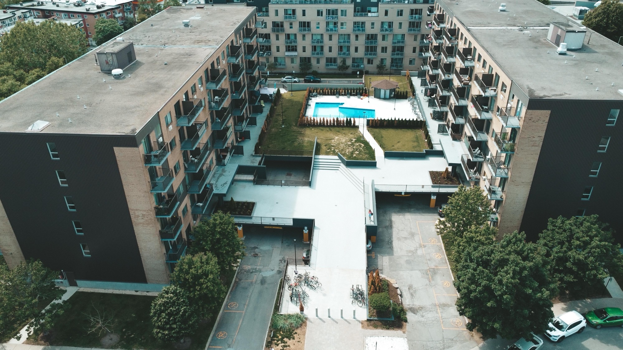 Aerial view of the Domaine Mistral courtyard and pool